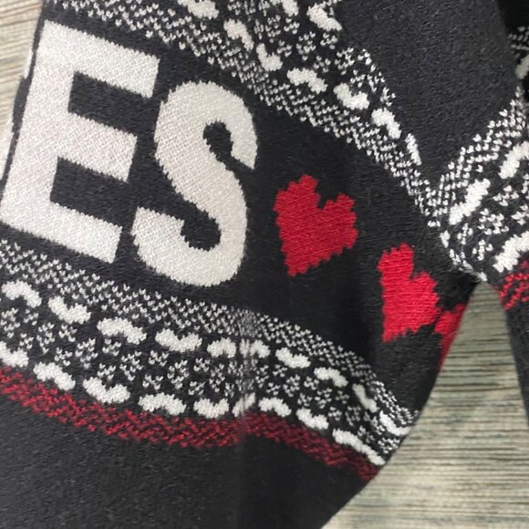 Arden B. Black Sweater With "Kisses" & Heart Pattern Size S Long Sleeves NWT - Picture 3 of 5